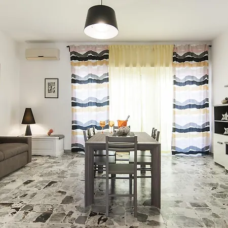 Casa Eolo Holiday home